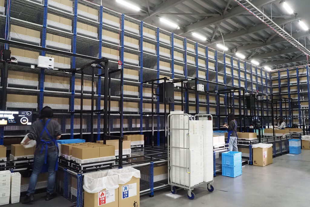 日本出版販売様の現場「N-PORT新座」のラピュタASRS