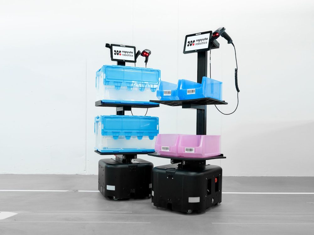 amr-robots_with_boxes.jpg